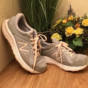 New Balance Women's Running Shoes, Size 7